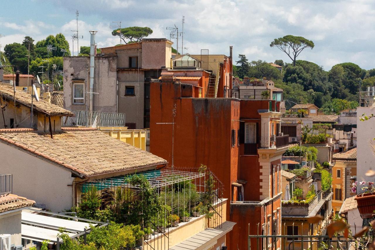 Lovely New Attic, Piazza Del Popolo! ローマ エクステリア 写真