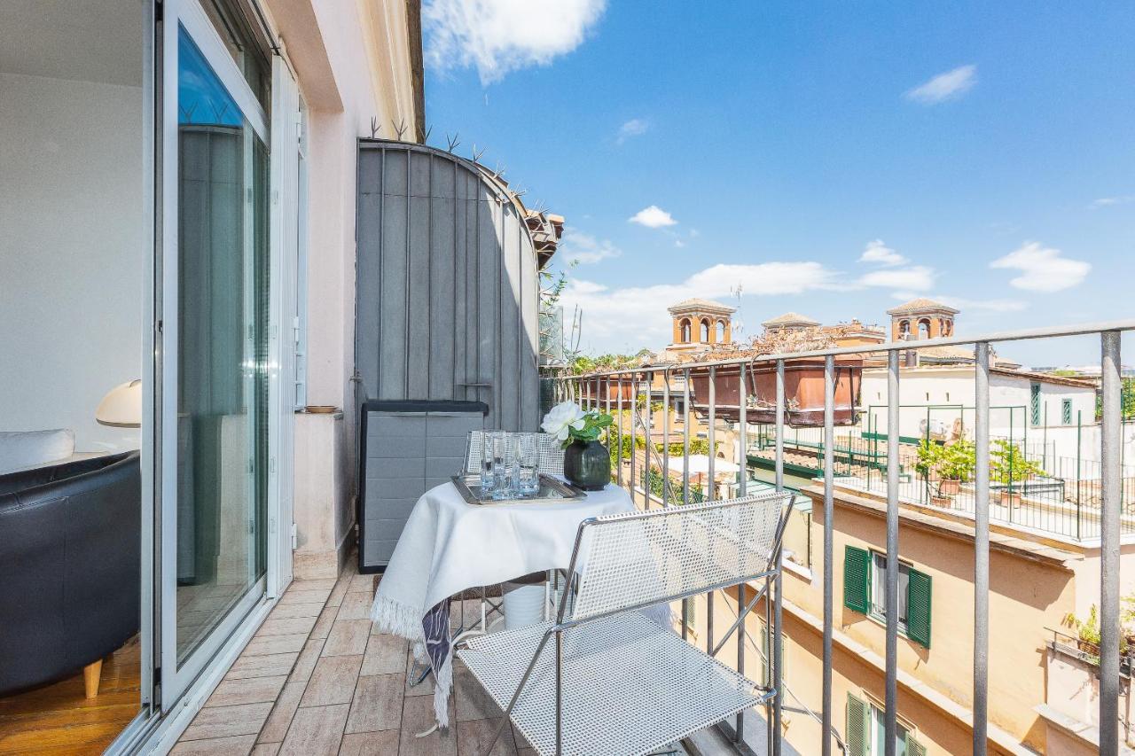 Lovely New Attic, Piazza Del Popolo! ローマ エクステリア 写真